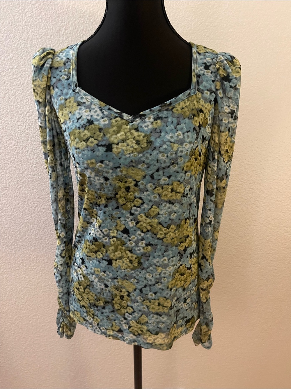 Square Neck Long Sleeve Floral Top in Blue & Yellow